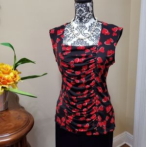 Style & Co M heart print ruched front top